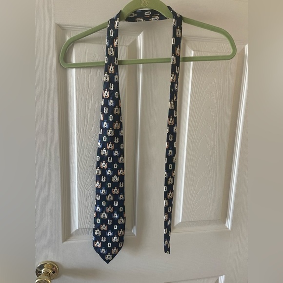 Disney Mickey Tie - Picture 3 of 6